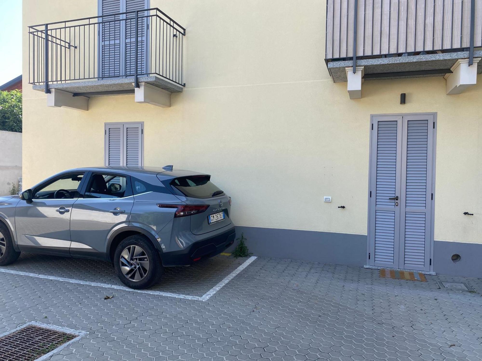 Lora Apartment,Free Private Parking, Self Check In,1 Комо Экстерьер фото