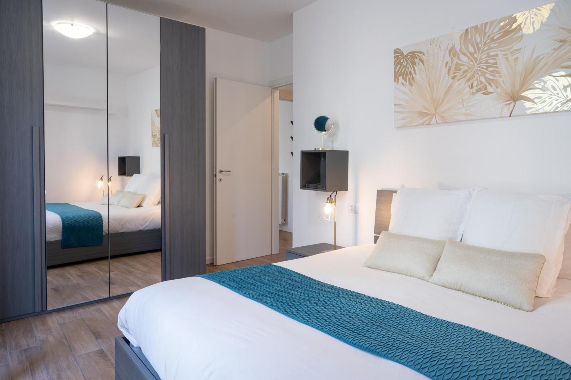 Lora Apartment,Free Private Parking, Self Check In,1 Комо Экстерьер фото