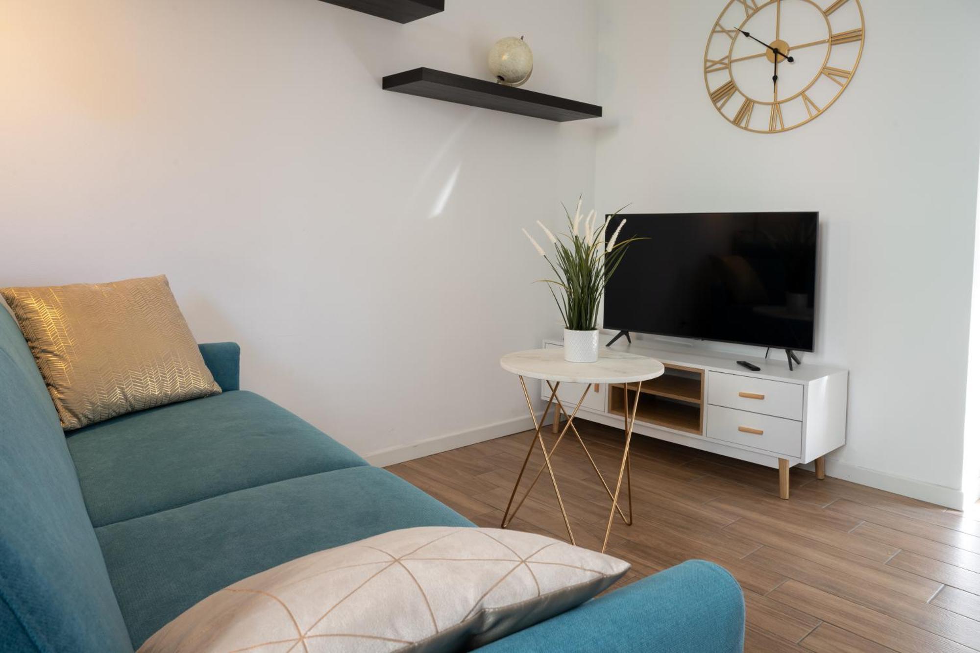 Lora Apartment,Free Private Parking, Self Check In,1 Комо Экстерьер фото
