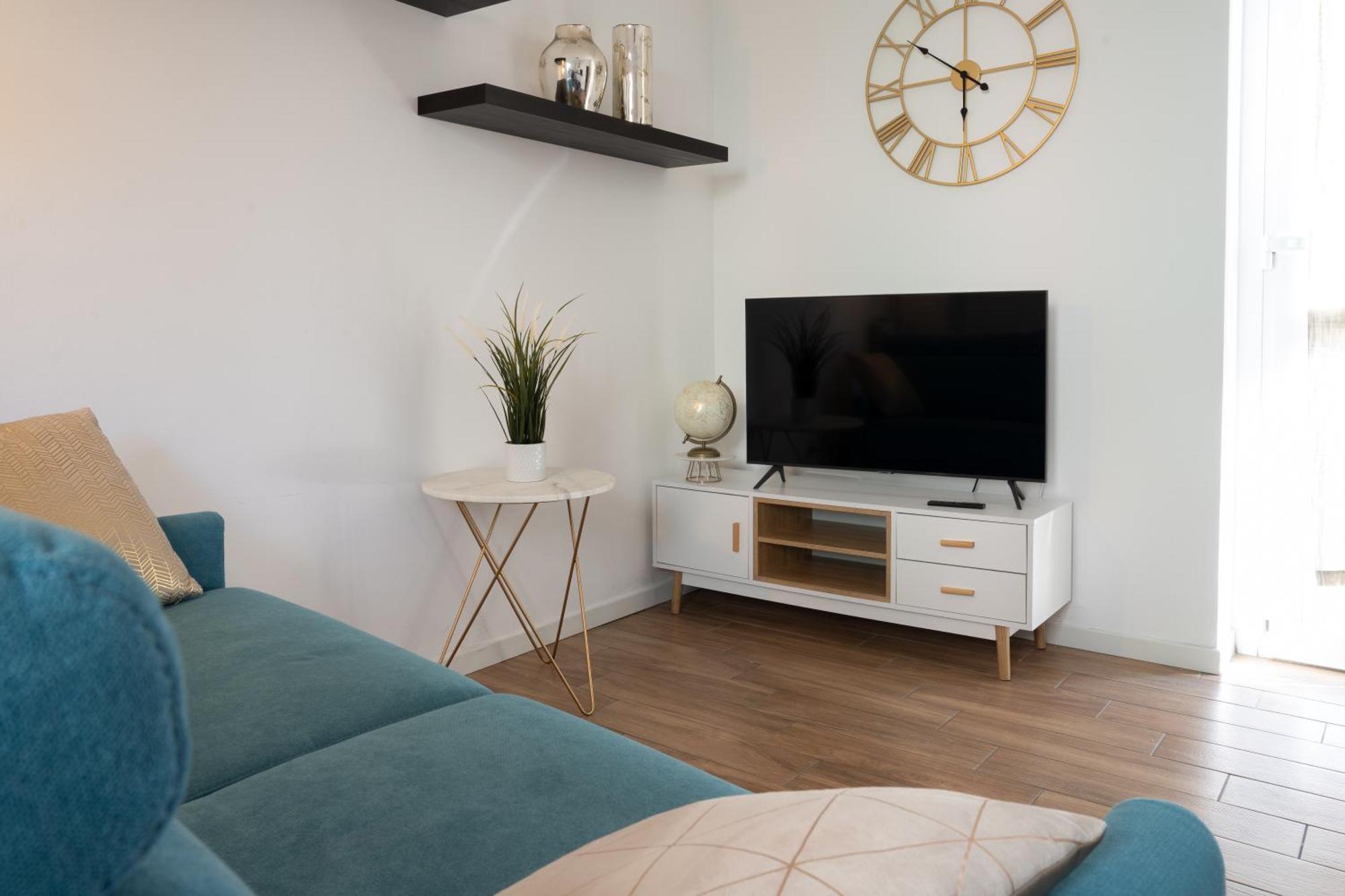 Lora Apartment,Free Private Parking, Self Check In,1 Комо Экстерьер фото