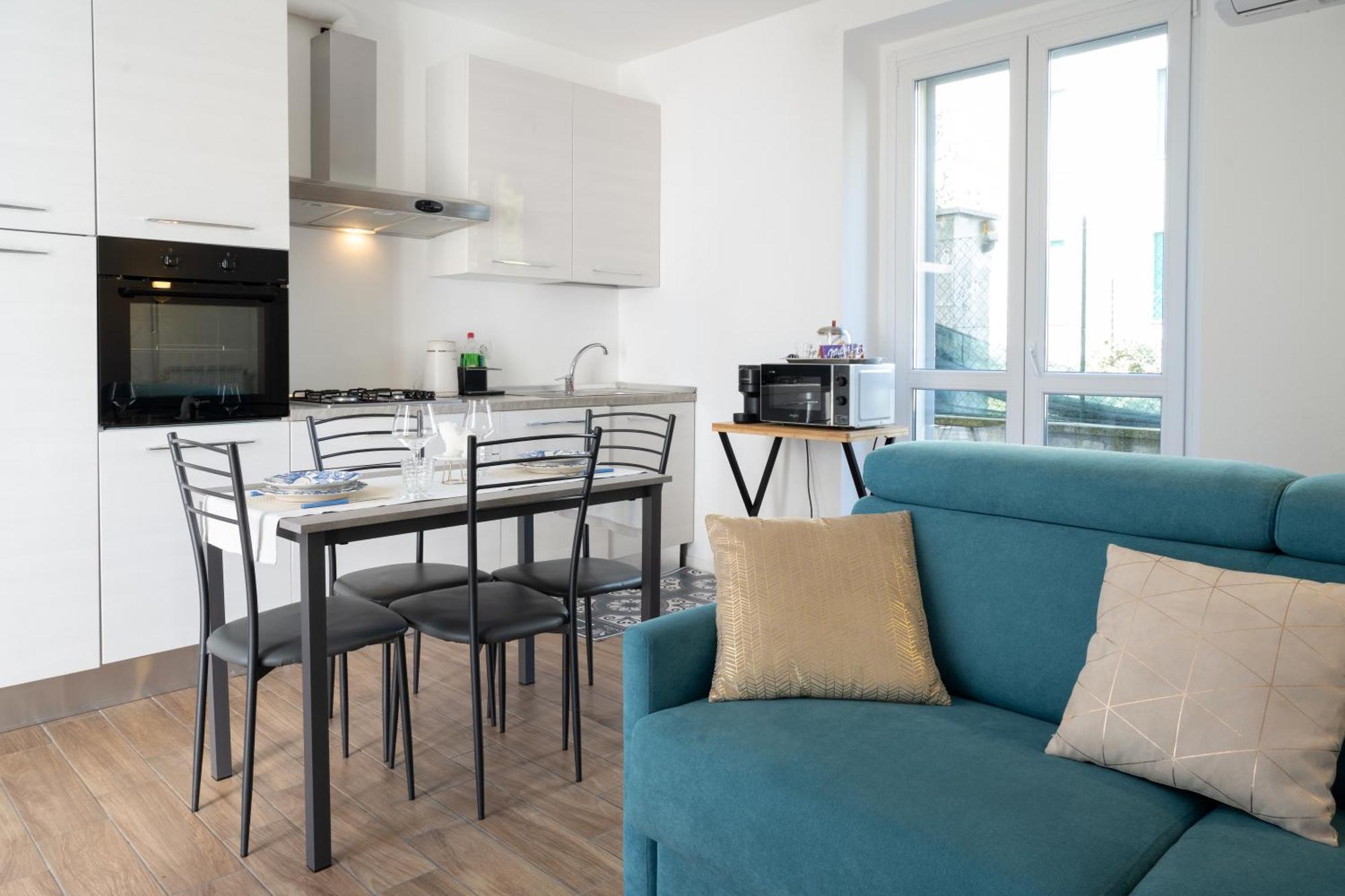 Lora Apartment,Free Private Parking, Self Check In,1 Комо Экстерьер фото